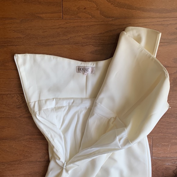 House of CB London Uma Mini Dress White Strapless Asymmetrical Dress Size Medium - Picture 8 of 15